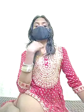 Snapshot of Riya_R24 chatting on November 6, 2025, 8:18 am Riya R24 online show from November 6, 2025, 8:18 am