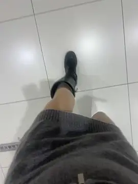 xiaoyuan01 online show from April 9, 2026, 1:40 am