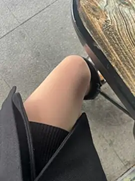 xiaoyuan01 online show from January 18, 2026, 1:31 am