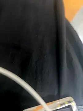 xiaoyuan01 online show from September 16, 2025, 1:28 am