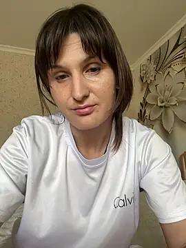NikaSwan2831 online show from May 30, 2026, 1:06 pm