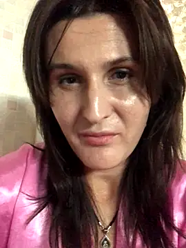 Snapshot of NikaSwan2831 chatting on October 14, 2025, 7:47 pm NikaSwan2831 online show from October 14, 2025, 7:47 pm