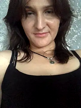 Snapshot of NikaSwan2831 chatting on October 18, 2025, 11:01 am NikaSwan2831 online show from October 18, 2025, 11:01 am