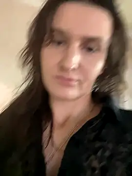 Snapshot of NikaSwan2831 chatting on November 12, 2025, 11:47 am NikaSwan2831 online show from November 12, 2025, 11:47 am