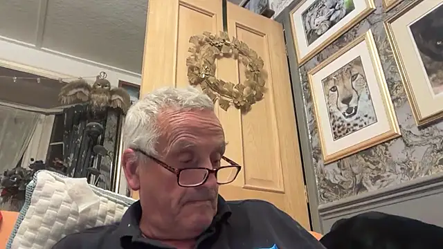 poggles online show from October 14, 2025, 8:31 pm