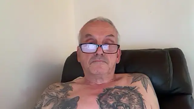 poggles online show from September 17, 2025, 1:24 pm