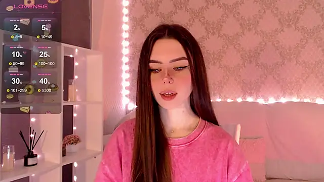 HolyMiax online show from October 5, 2025, 3:41 am