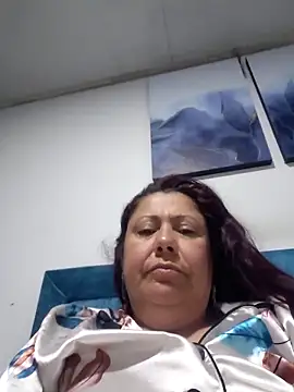 EmmaJhomson online show from June 21, 2026, 8:42 am