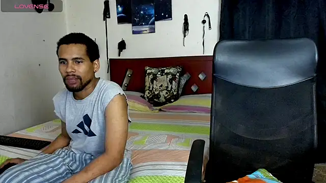 Snapshot of morbo_total69 chatting on April 13, 2026, 3:21 am morbo total69 online show from April 13, 2026, 3:21 am