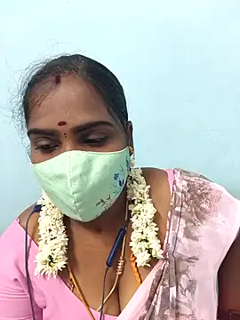 Snapshot of Tamil_riyalini12 chatting on June 19, 2026, 12:55 pm Tamil riyalini12 online show from June 19, 2026, 12:55 pm