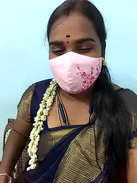 Snapshot of Tamil_riyalini12 chatting on April 12, 2026, 6:55 pm Tamil riyalini12 online show from April 12, 2026, 6:55 pm