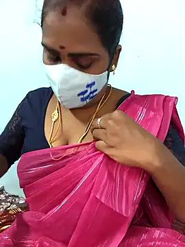 Snapshot of Tamil_riyalini12 chatting on January 11, 2026, 5:42 pm Tamil riyalini12 online show from January 11, 2026, 5:42 pm