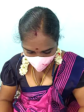 Snapshot of Tamil_riyalini12 chatting on April 4, 2026, 5:47 am Tamil riyalini12 online show from April 4, 2026, 5:47 am