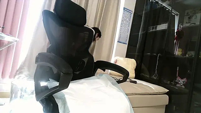 Hui521 online show from September 26, 2025, 3:46 am