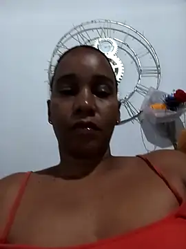 Snapshot of EbonyHorrny chatting on April 1, 2026, 2:24 am EbonyHorrny online show from April 1, 2026, 2:24 am
