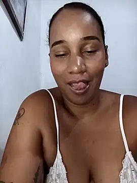 Snapshot of EbonyHorrny chatting on March 6, 2026, 2:28 am EbonyHorrny online show from March 6, 2026, 2:28 am