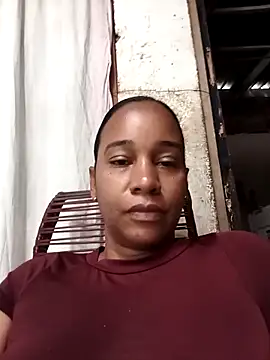 Snapshot of EbonyHorrny chatting on April 1, 2026, 4:26 pm EbonyHorrny online show from April 1, 2026, 4:26 pm
