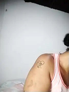 Snapshot of EbonyHorrny chatting on February 21, 2026, 2:13 am EbonyHorrny online show from February 21, 2026, 2:13 am