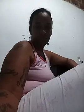 Snapshot of EbonyHorrny chatting on April 2, 2026, 4:30 am EbonyHorrny online show from April 2, 2026, 4:30 am
