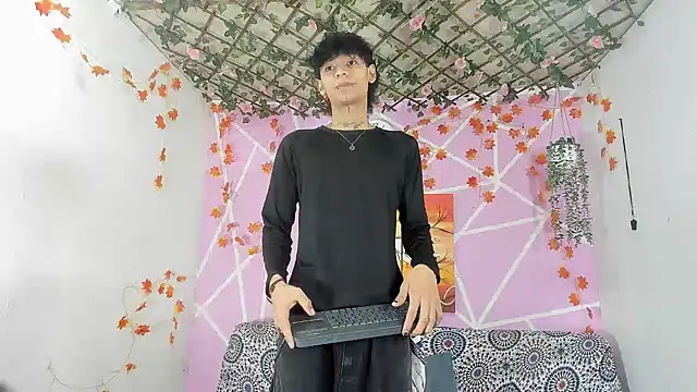 Snapshot of Bastian_boyshot77 chatting on December 16, 2025, 1:48 pm Bastian boyshot77 online show from December 16, 2025, 1:48 pm