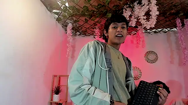 Snapshot of Bastian_boyshot77 chatting on March 27, 2026, 9:27 pm Bastian boyshot77 online show from March 27, 2026, 9:27 pm