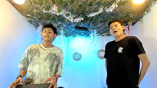 Snapshot of Bastian_boyshot77 chatting on February 2, 2026, 1:10 pm Bastian boyshot77 online show from February 2, 2026, 1:10 pm