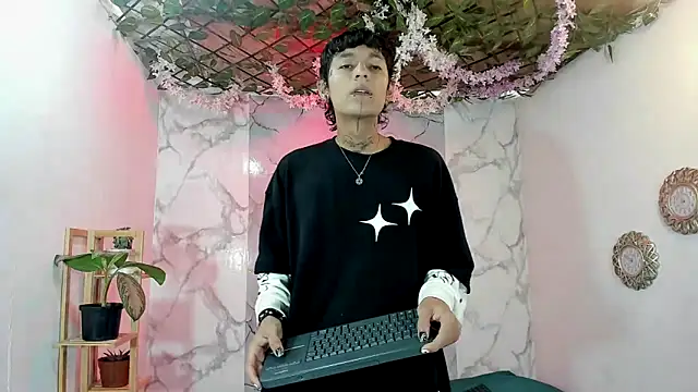 Snapshot of Bastian_boyshot77 chatting on April 3, 2026, 9:10 pm Bastian boyshot77 online show from April 3, 2026, 9:10 pm