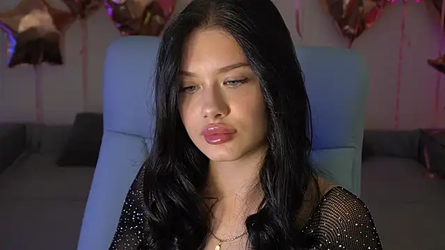 Snapshot of ReginaWine chatting on September 19, 2025, 3:38 pm ReginaWine online show from September 19, 2025, 3:38 pm