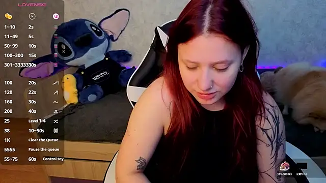 Snapshot of Mini_Lady1 chatting on November 16, 2025, 7:35 am Mini Lady1 online show from November 16, 2025, 7:35 am