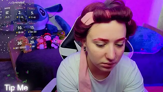 Snapshot of Mini_Lady1 chatting on February 5, 2026, 8:43 am Mini Lady1 online show from February 5, 2026, 8:43 am