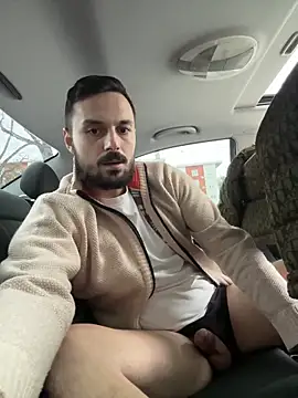 yourdreamboy17 online show from February 9, 2026, 1:53 pm