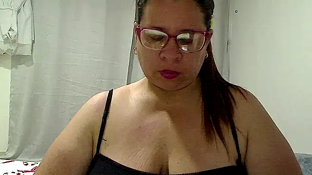 luciana69hot online show from March 16, 2026, 5:05 pm