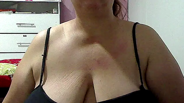 luciana69hot online show from March 1, 2026, 11:49 pm