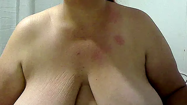 luciana69hot online show from May 5, 2026, 4:32 pm