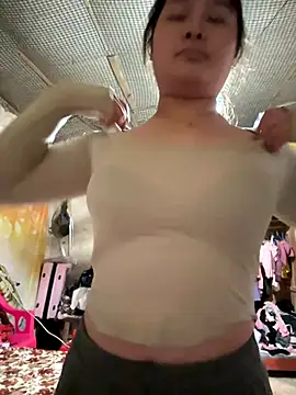 Snapshot of chenyu0308 chatting on October 22, 2025, 2:33 am chenyu0308 online show from October 22, 2025, 2:33 am