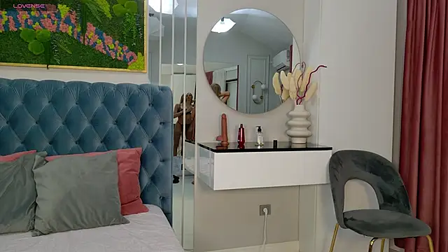 Snapshot of SiennaPierce chatting on January 19, 2026, 5:22 am SiennaPierce online show from January 19, 2026, 5:22 am