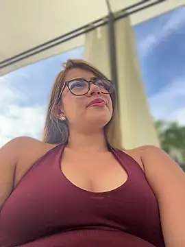 Snapshot of sara_calderon chatting on October 2, 2025, 1:25 pm sara calderon online show from October 2, 2025, 1:25 pm