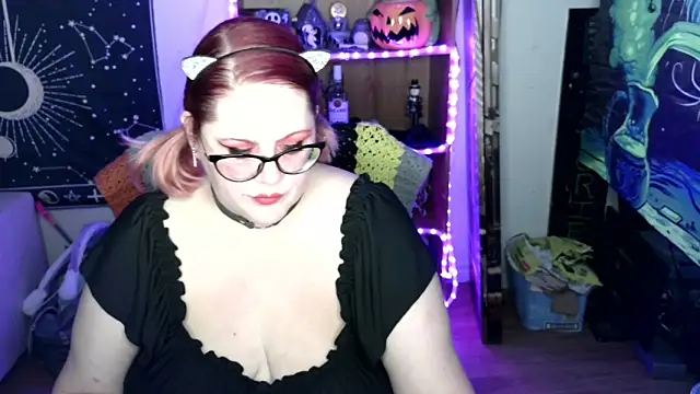 Kinky Witch online show from March 18, 2026, 3:24 pm