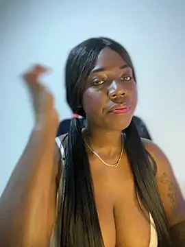 Alexia 24 online show from November 26, 2025, 3:17 am