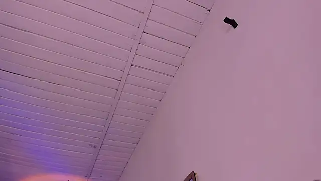 revenmiller  online show from February 19, 2026, 7:44 pm