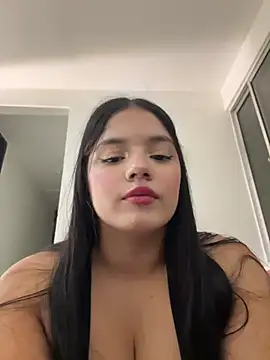 Snapshot of Hailey-Fox chatting on July 9, 2026, 1:39 am Hailey-Fox online show from July 9, 2026, 1:39 am