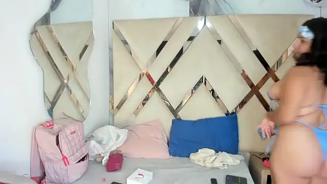 Snapshot of arixht chatting on April 5, 2026, 8:59 pm arixht online show from April 5, 2026, 8:59 pm