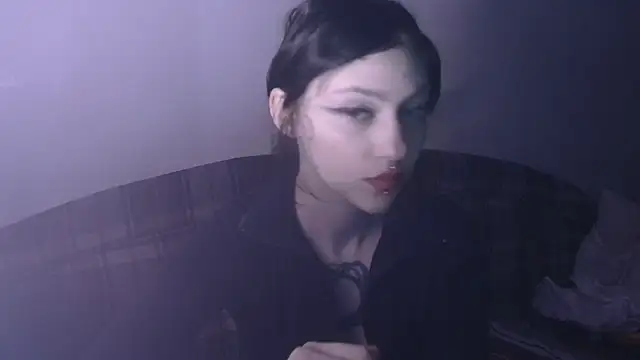 Snapshot of Susie_su chatting on April 3, 2026, 12:28 am Susie su online show from April 3, 2026, 12:28 am
