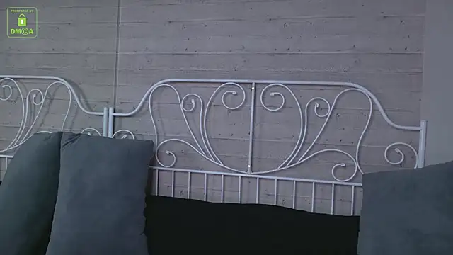 AnthonyHall online show from November 9, 2025, 4:49 am