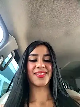 Snapshot of Juliana_Xander chatting on October 8, 2025, 2:18 pm Juliana Xander online show from October 8, 2025, 2:18 pm