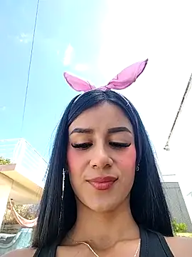 Snapshot of Juliana_Xander chatting on September 9, 2025, 2:15 pm Juliana Xander online show from September 9, 2025, 2:15 pm