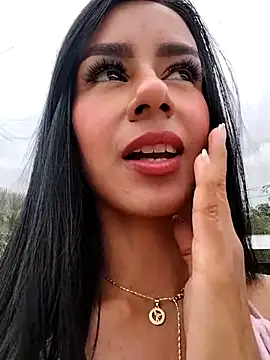 Snapshot of Juliana_Xander chatting on September 18, 2025, 2:53 pm Juliana Xander online show from September 18, 2025, 2:53 pm