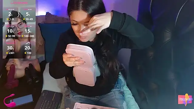 KrystalAdams online show from September 17, 2025, 1:57 pm