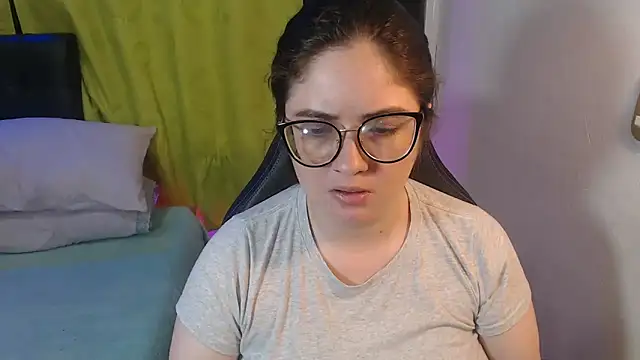 KrystalAdams online show from May 26, 2026, 2:48 pm