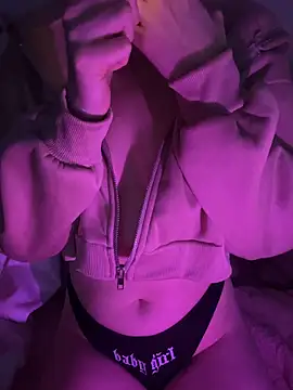 geilemine online show from October 28, 2025, 12:44 am